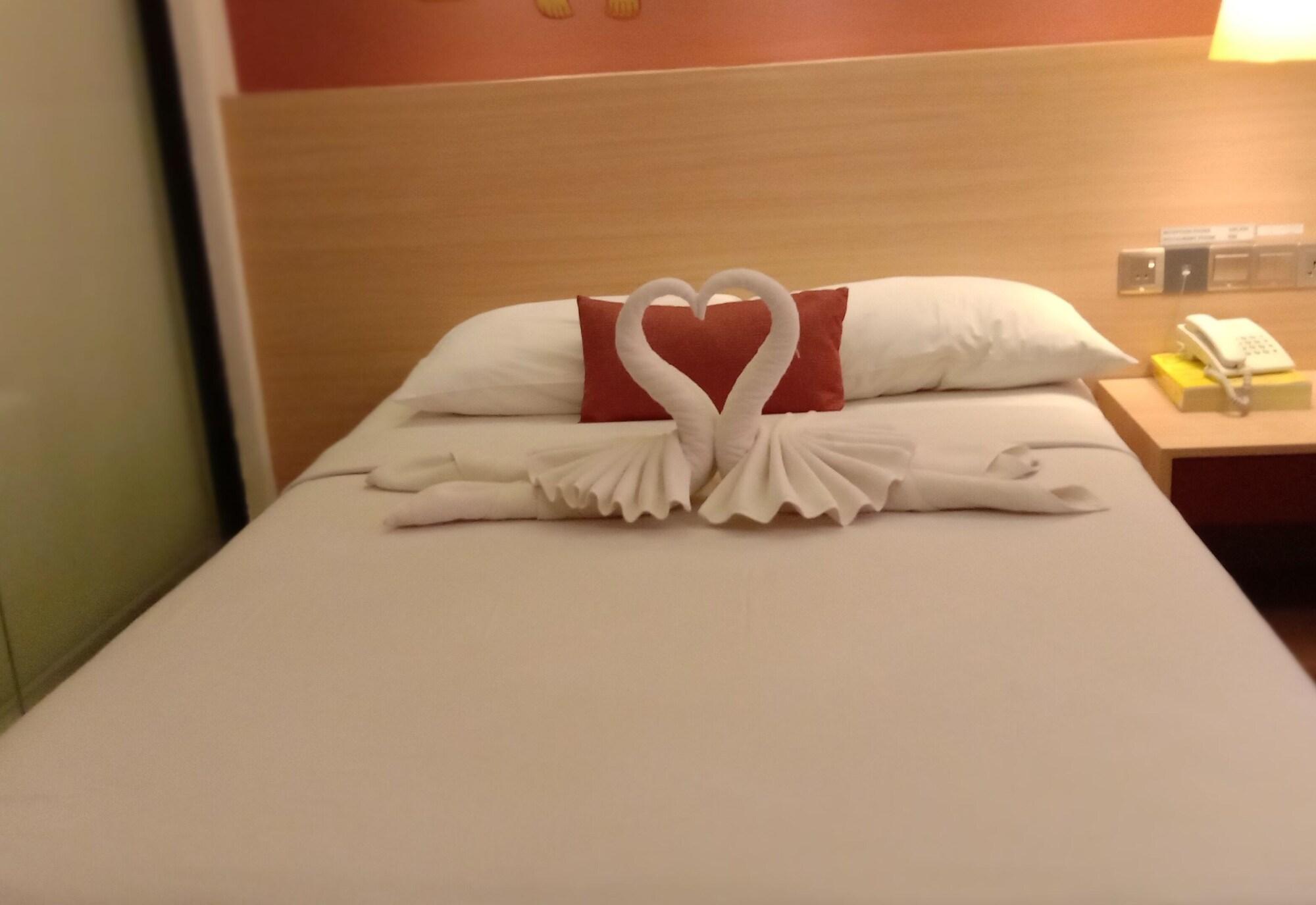 Shwe Pyi San Yar Hotel Yangon Dış mekan fotoğraf