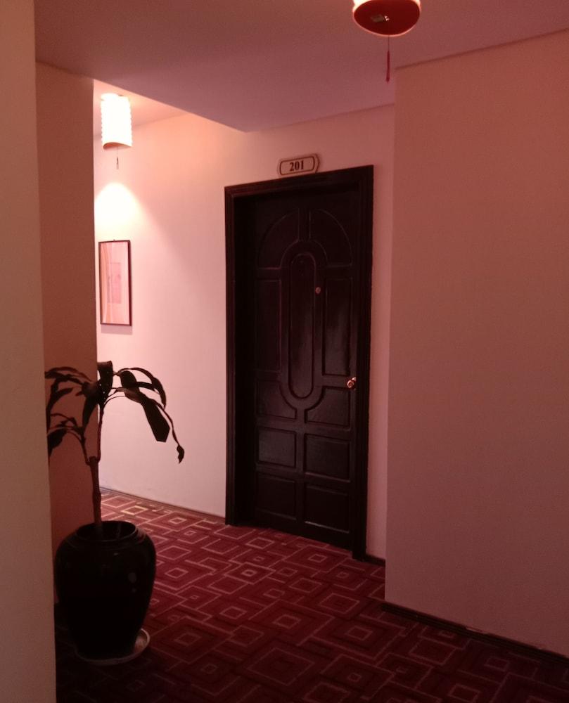 Shwe Pyi San Yar Hotel Yangon Dış mekan fotoğraf