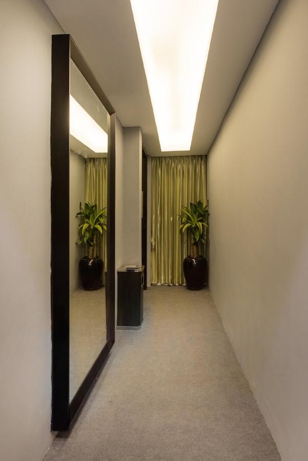 Shwe Pyi San Yar Hotel Yangon Dış mekan fotoğraf